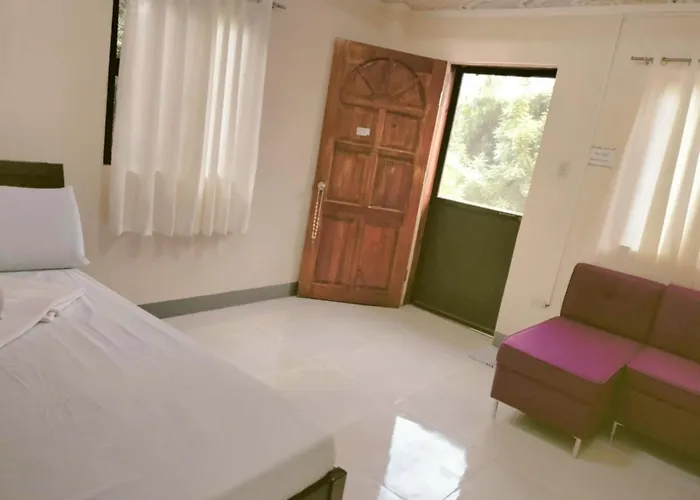 Samara's Guests House * Pooc